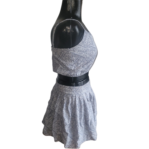 American Eagle Blue and White Patterned Skirt and Tank Top Set XS - Picture 3 of 6